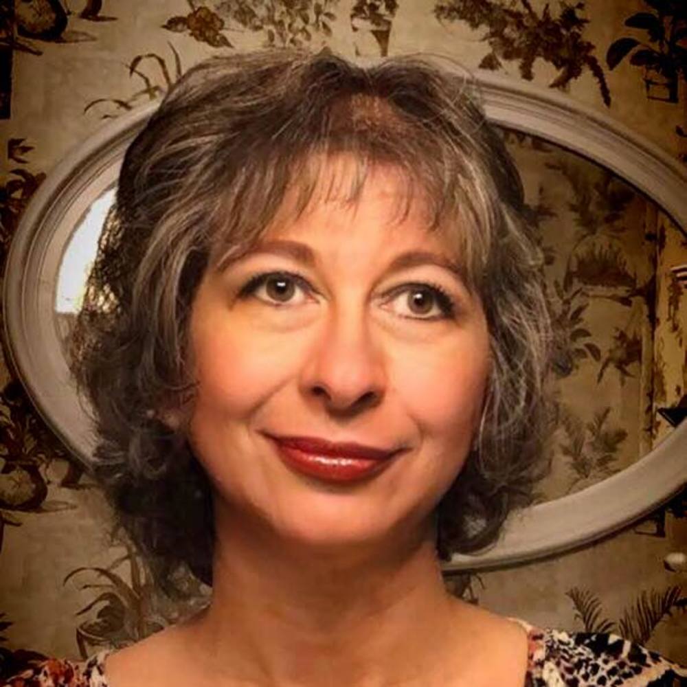 Meet your Posher, Stacie